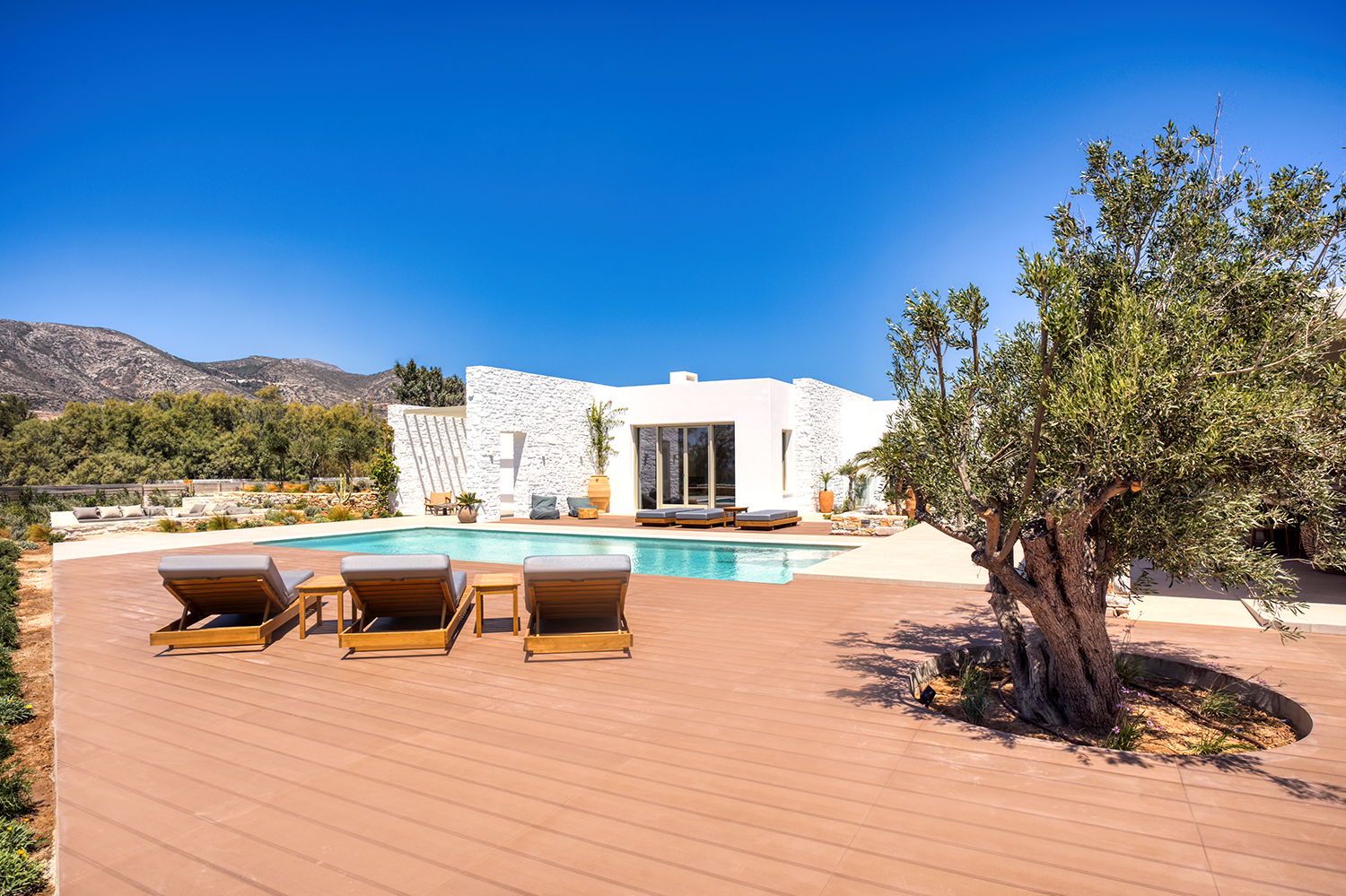 Sola Beach House image 10