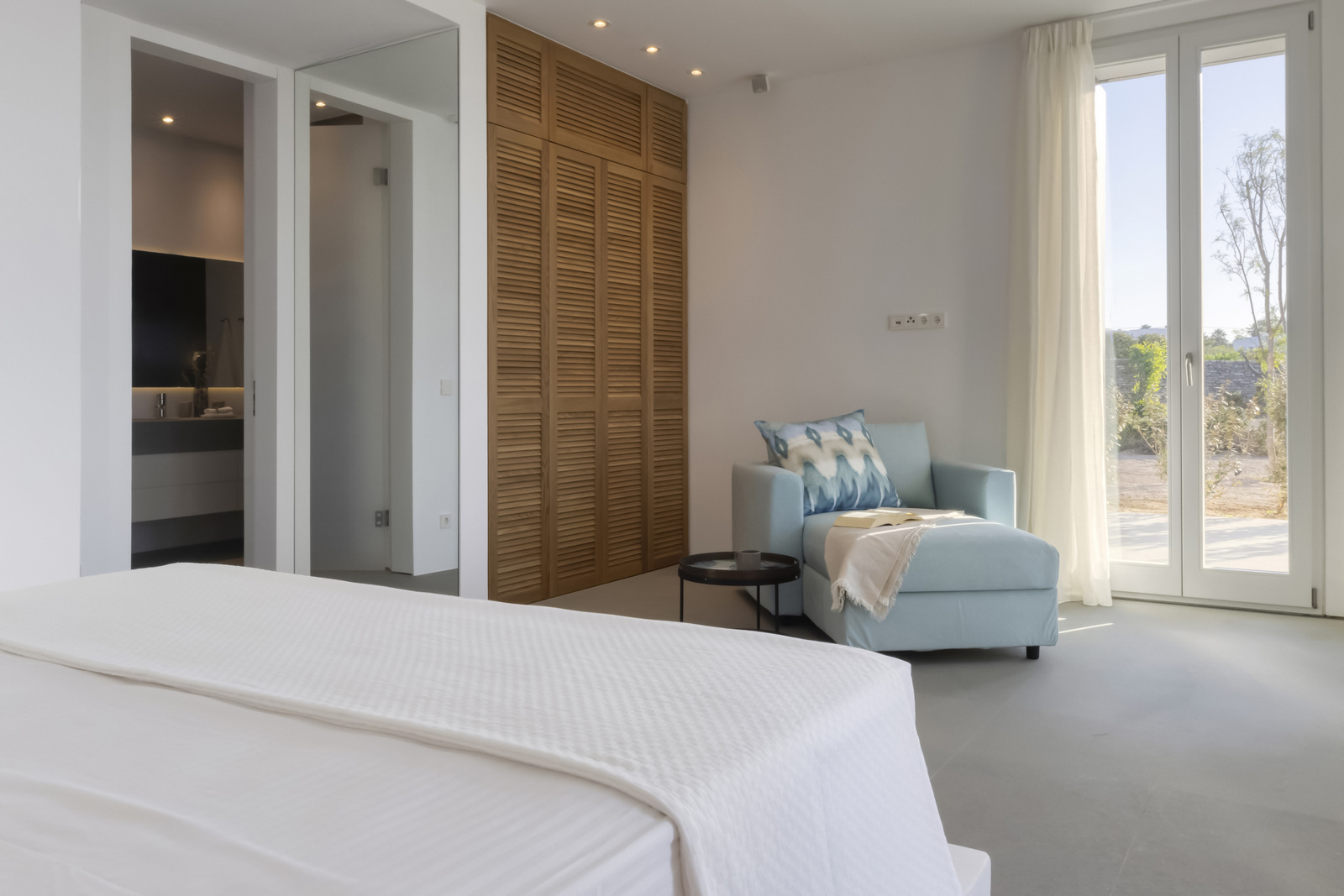 Bianca Beach Villas image 61