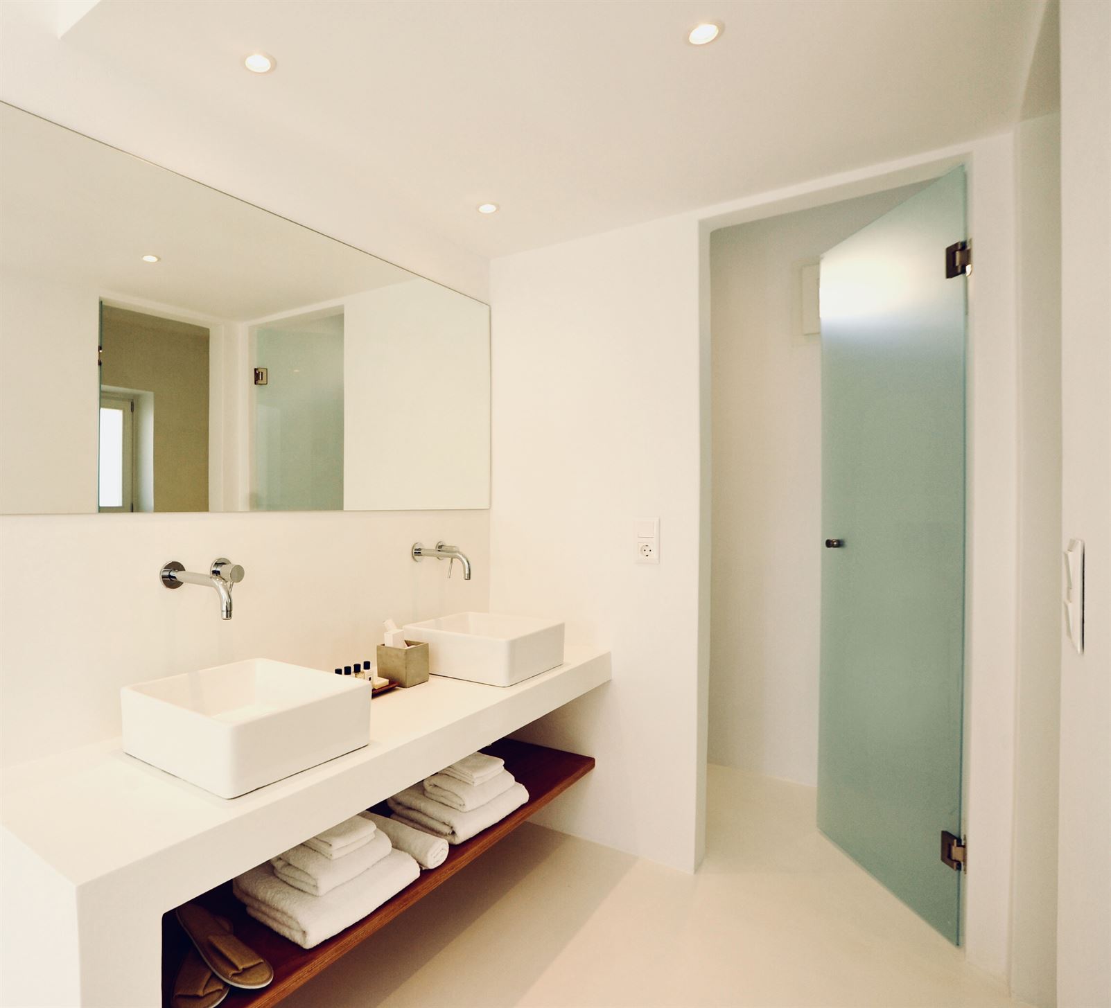 Dama Suite image 26
