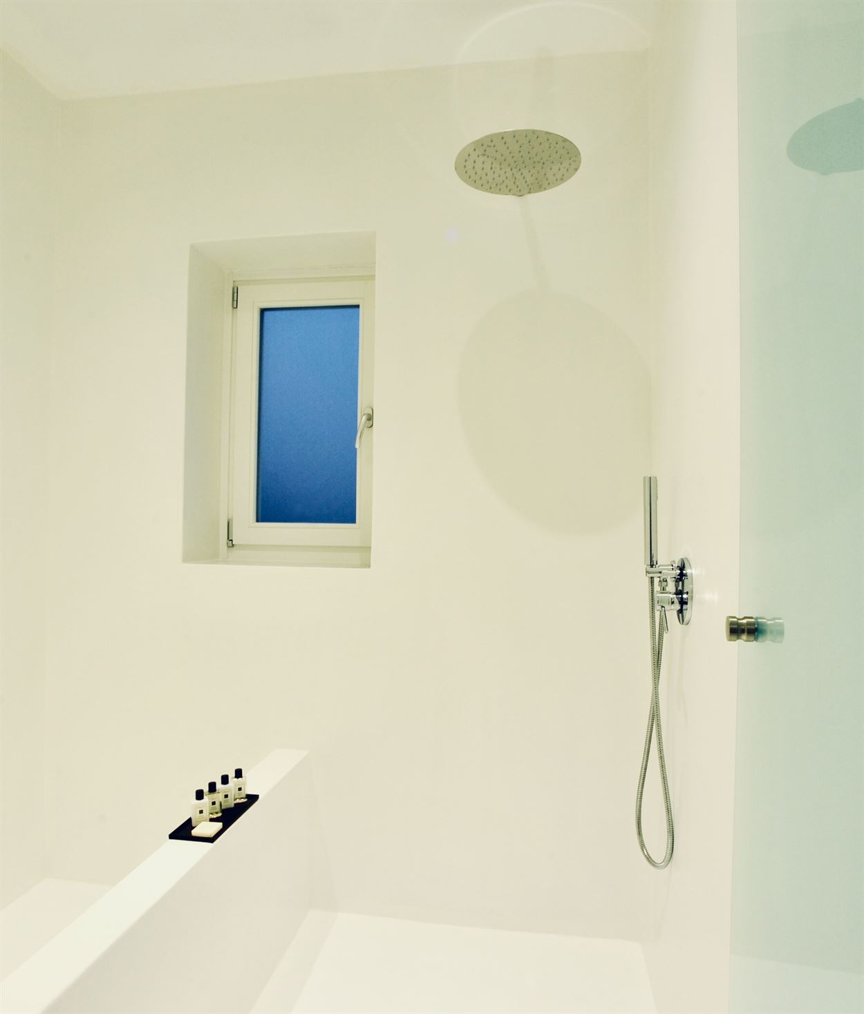 Dama Suite image 29