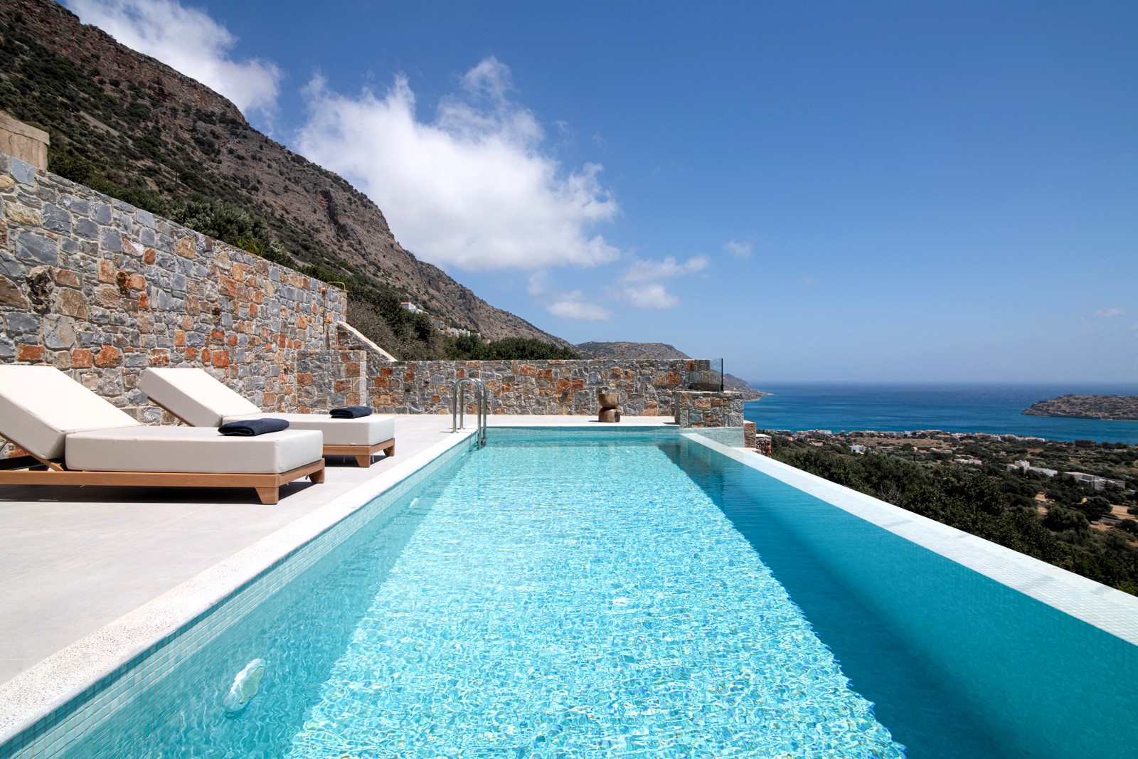 Aria Estate image 28
