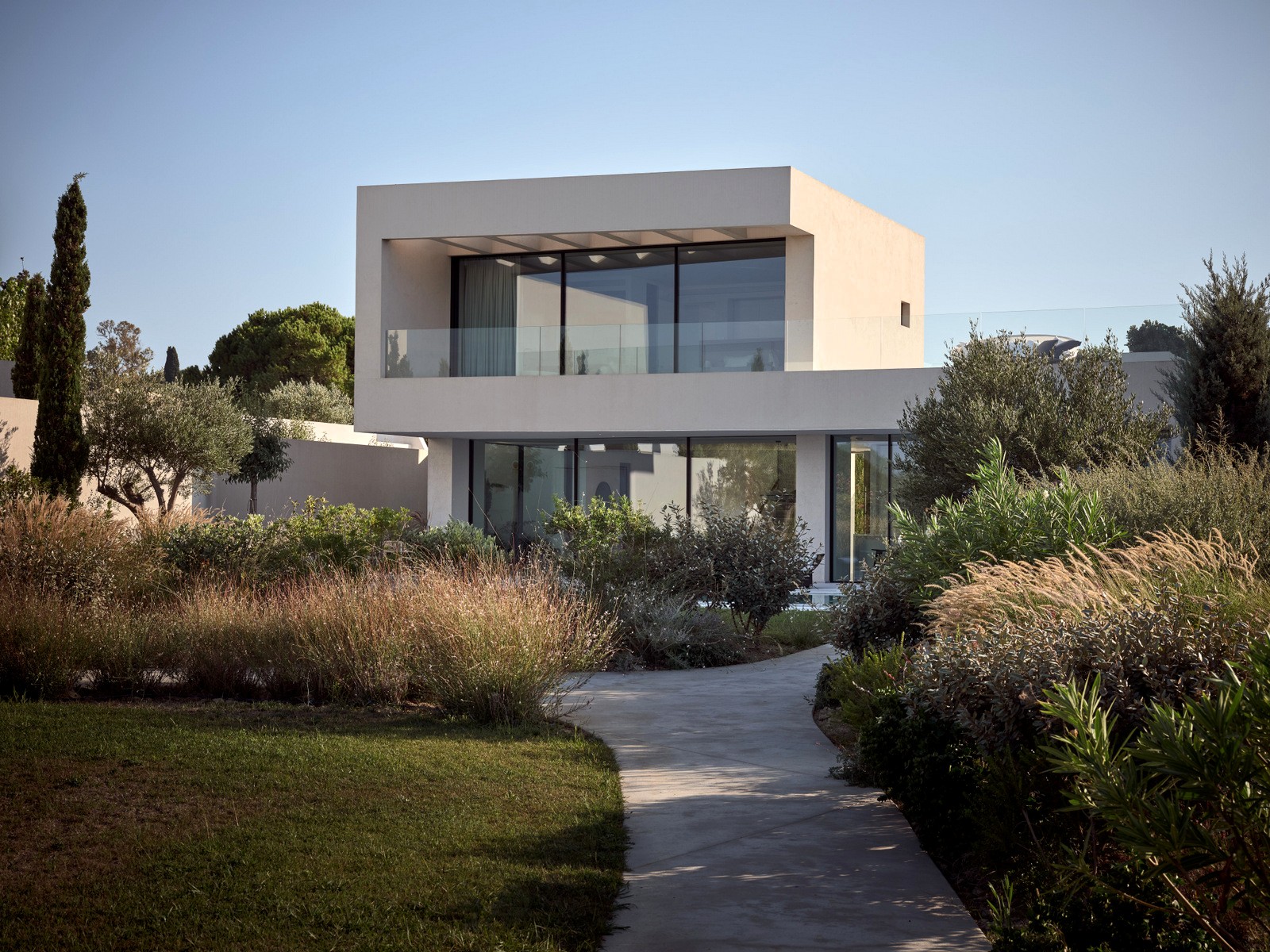 Lilypad Estate image 8