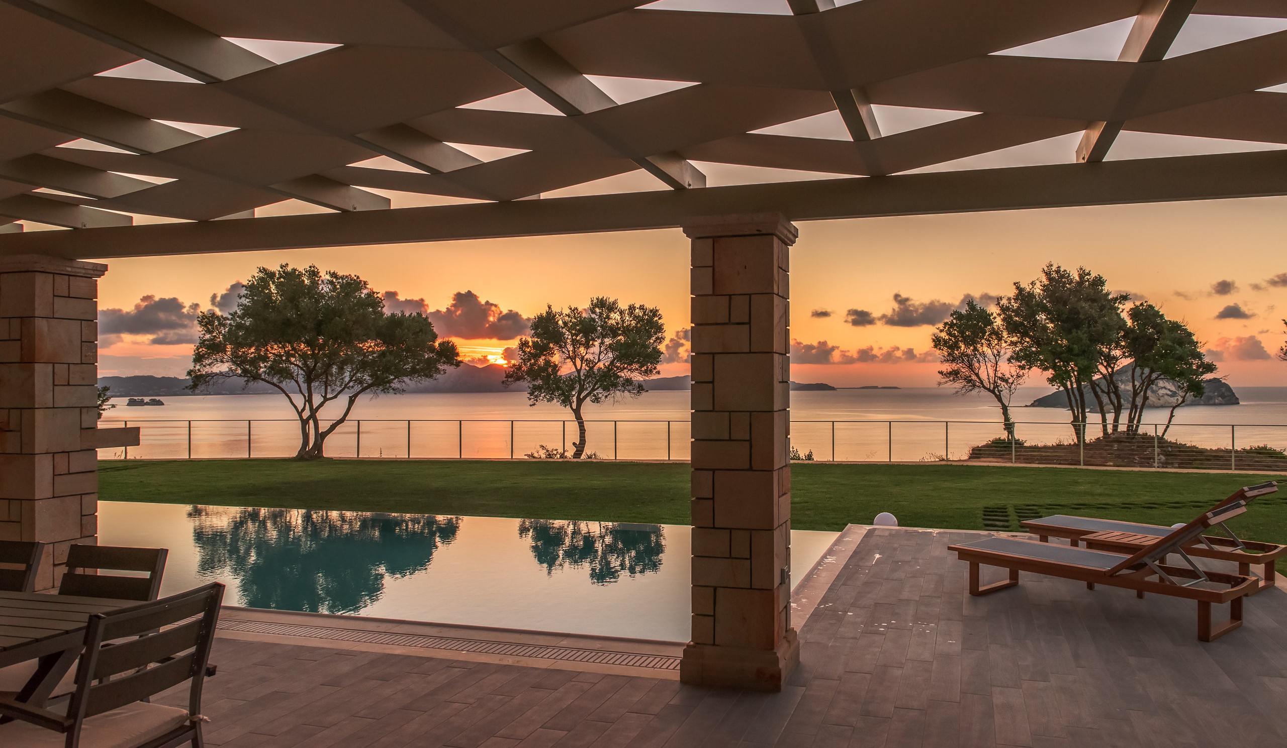 Villa Persephone image 1