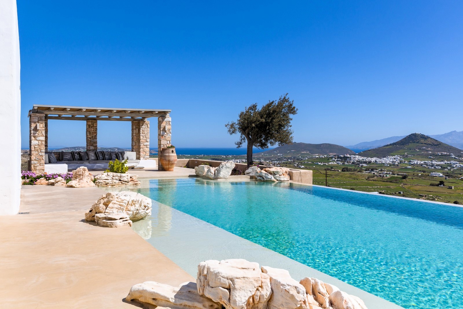 Villa Crown image 8