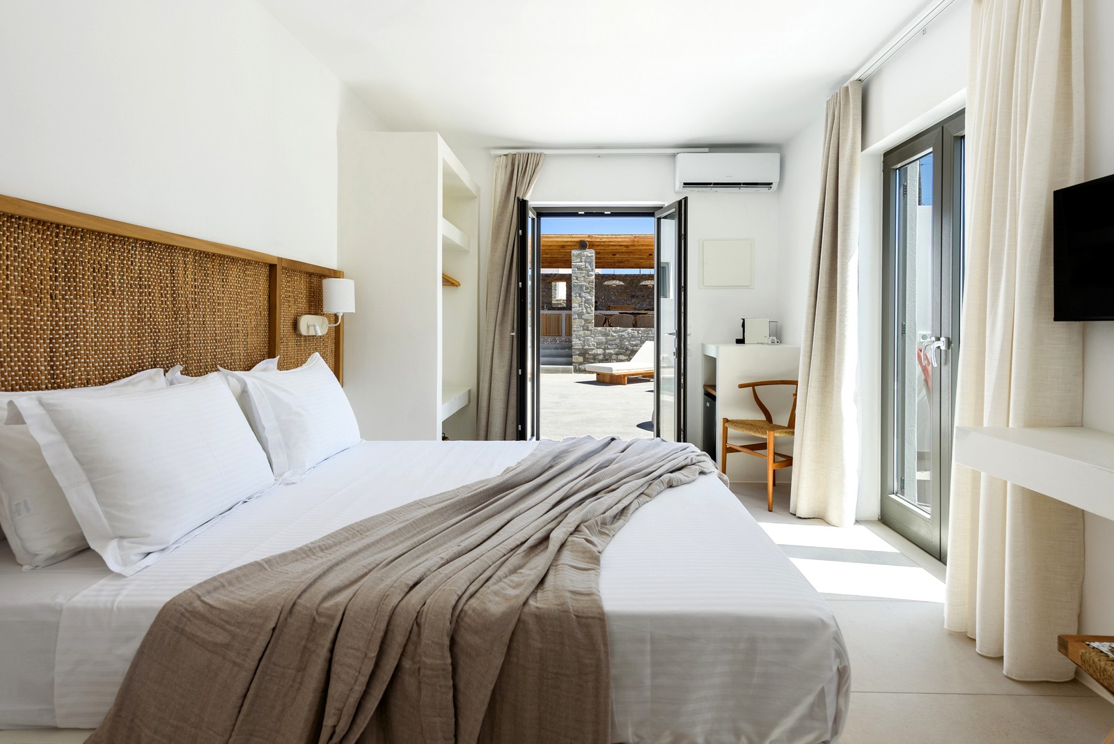 Villa Elyra image 39