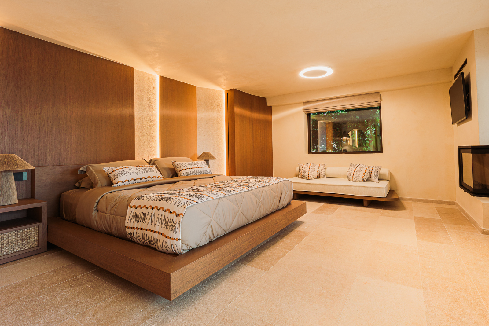 Mythic Estate image 39