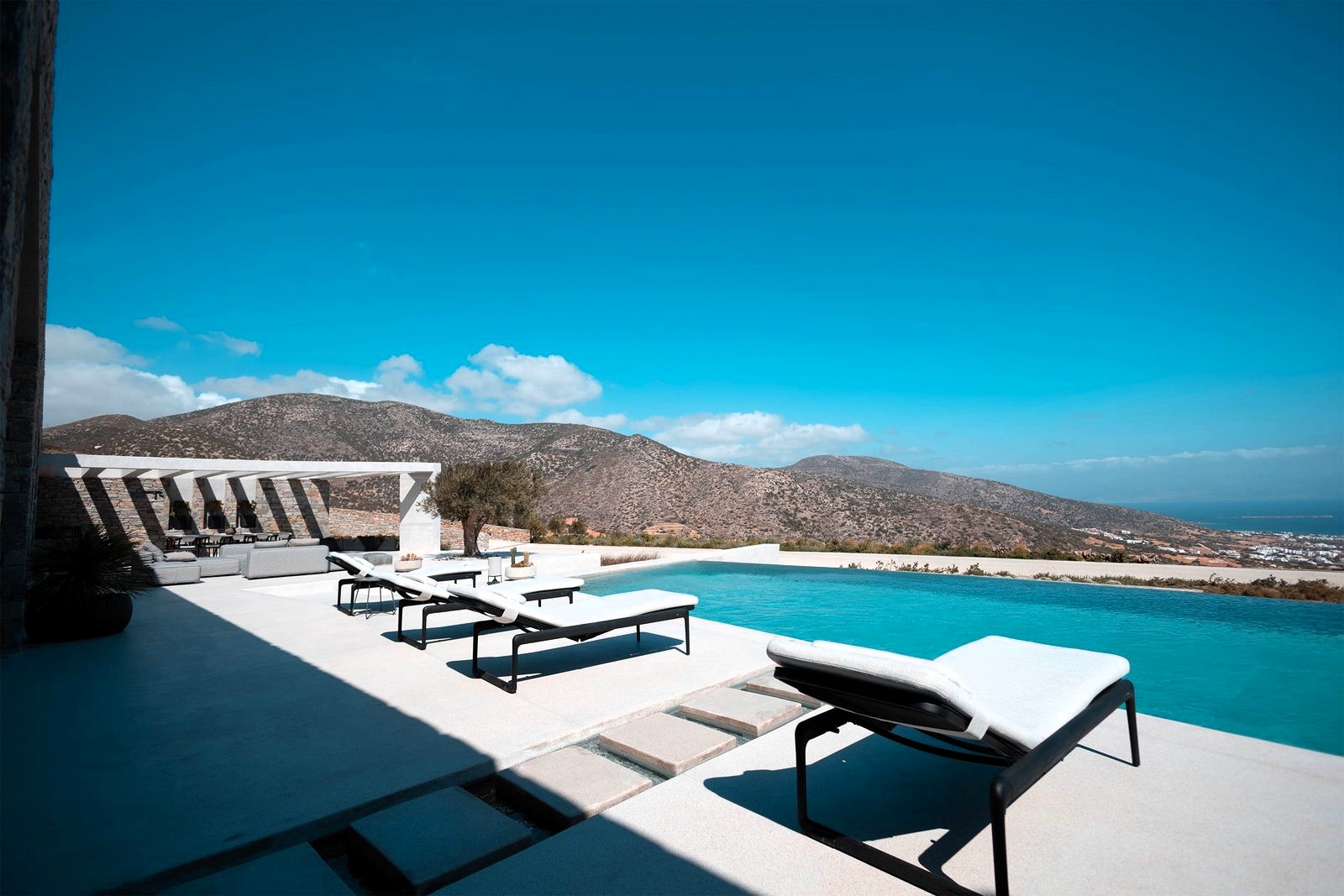 Villa Skyfall image 9