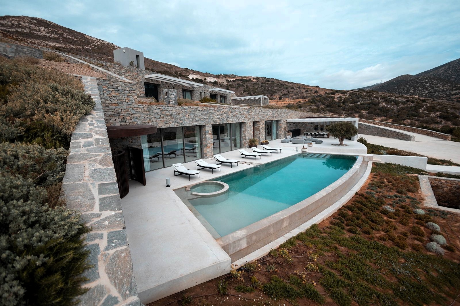 Villa Skyfall image 5