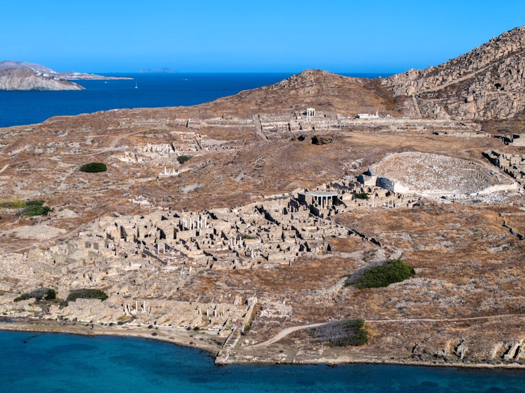 Private Tours & Local Experiences