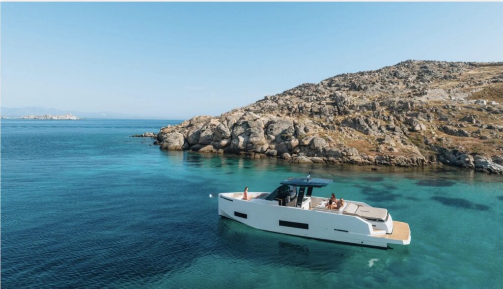 Daily cruises – Discover the hidden gems of Greece