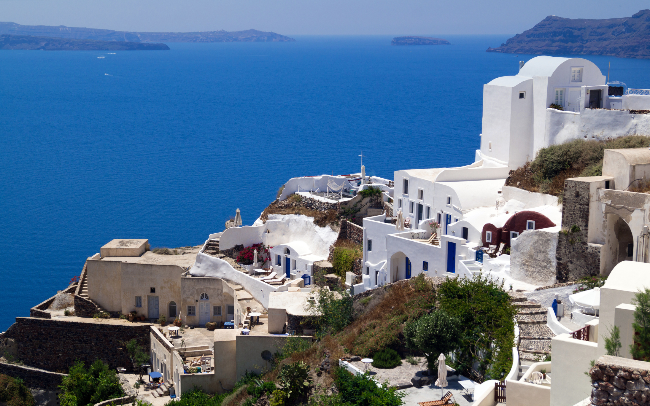Traditional architecture of Oia village on Santorini island