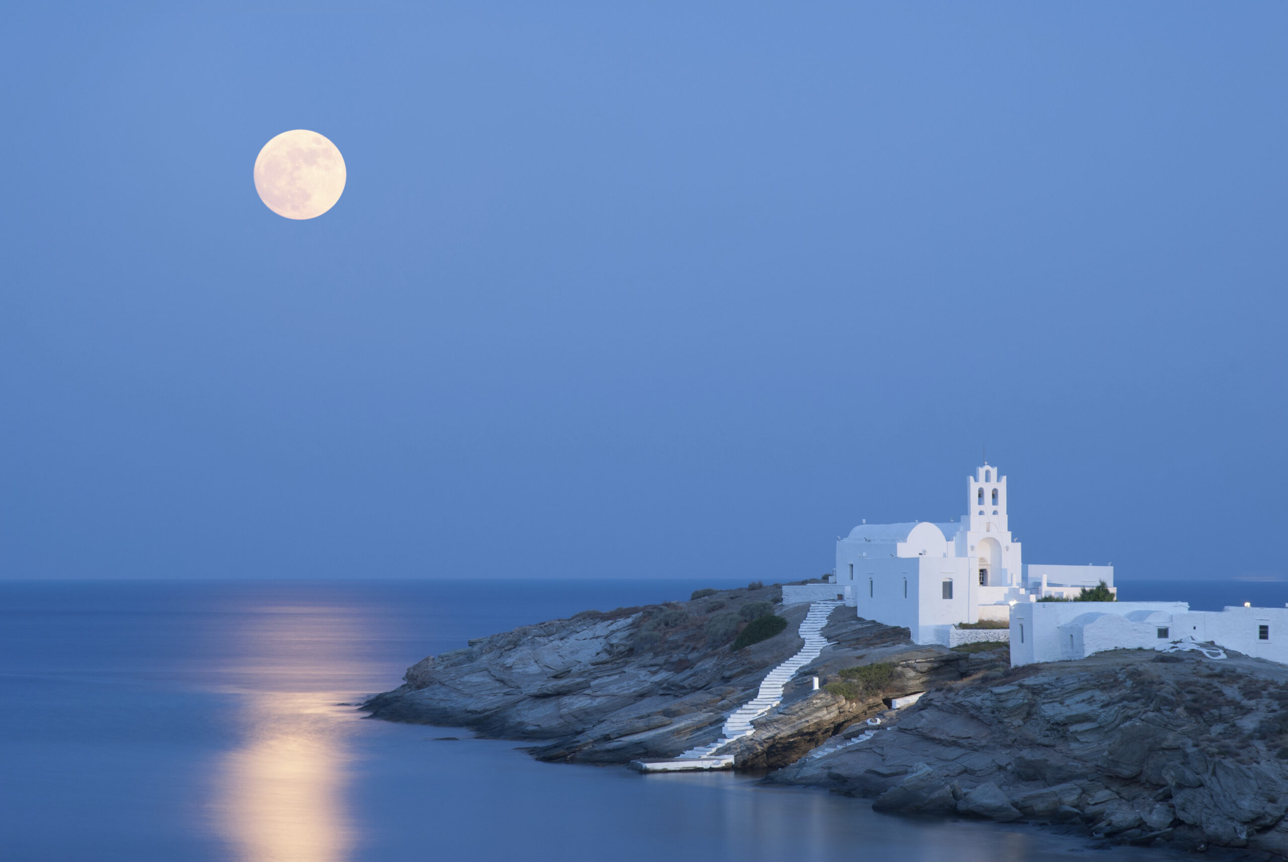 iStock_000042362094_Large