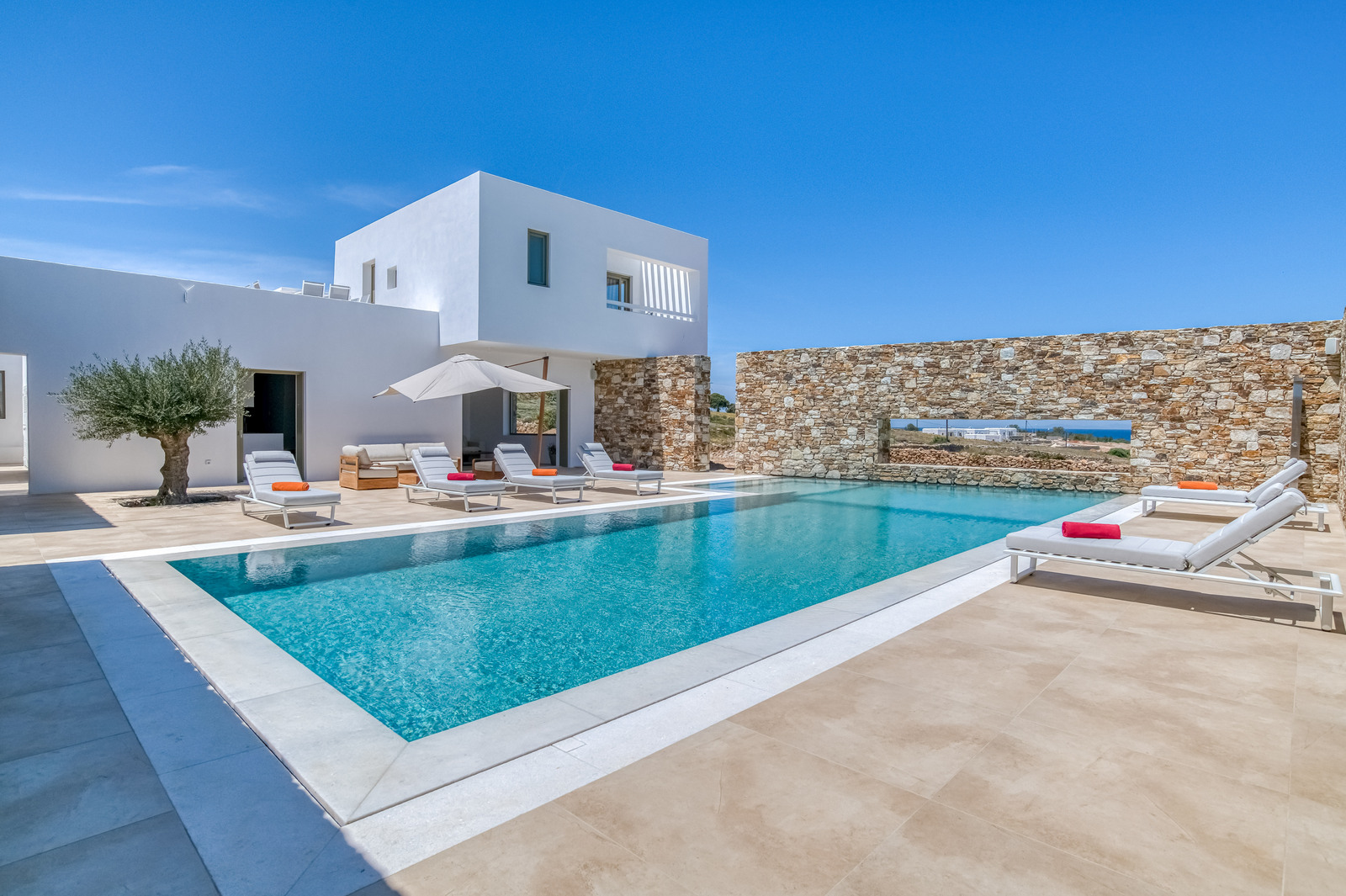 Villa Lydia image 1