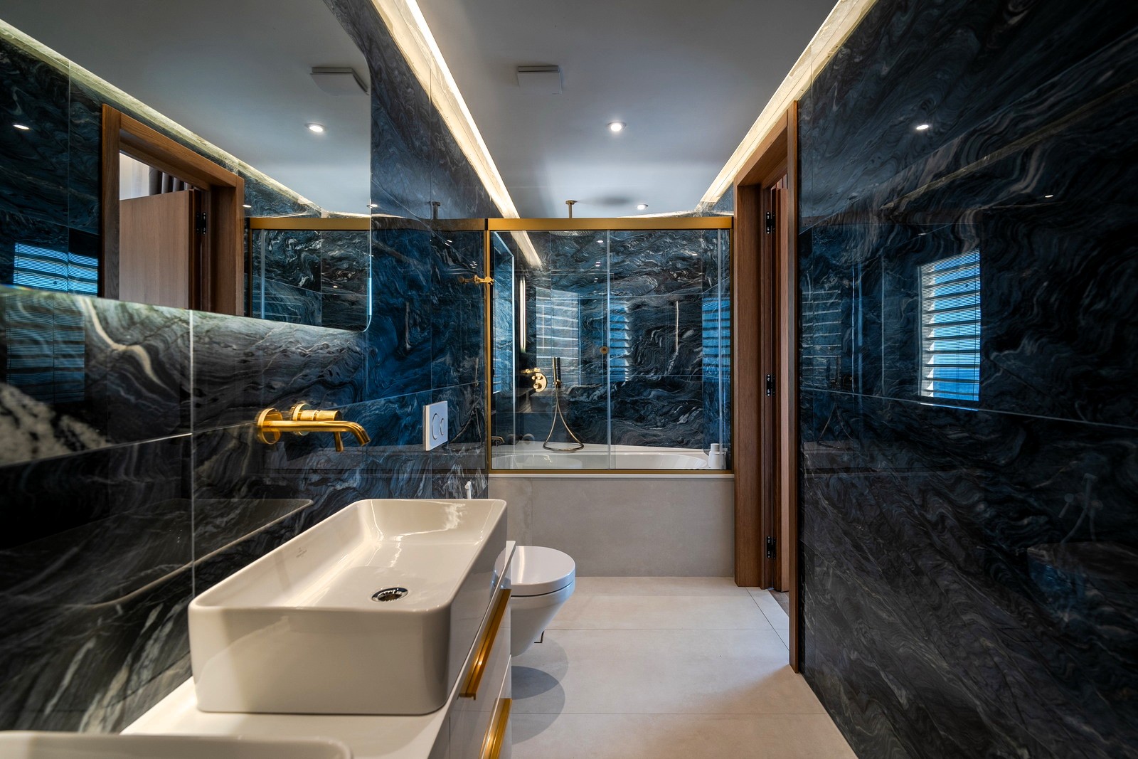 Cliff Edge Villa image 21