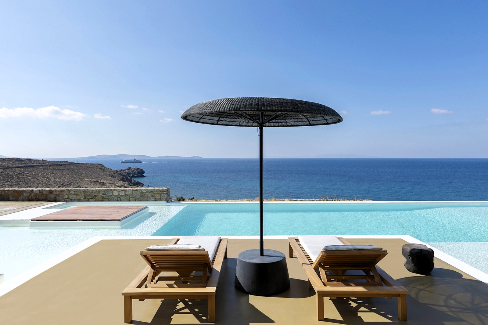 Villa Mykonos Crest image 10