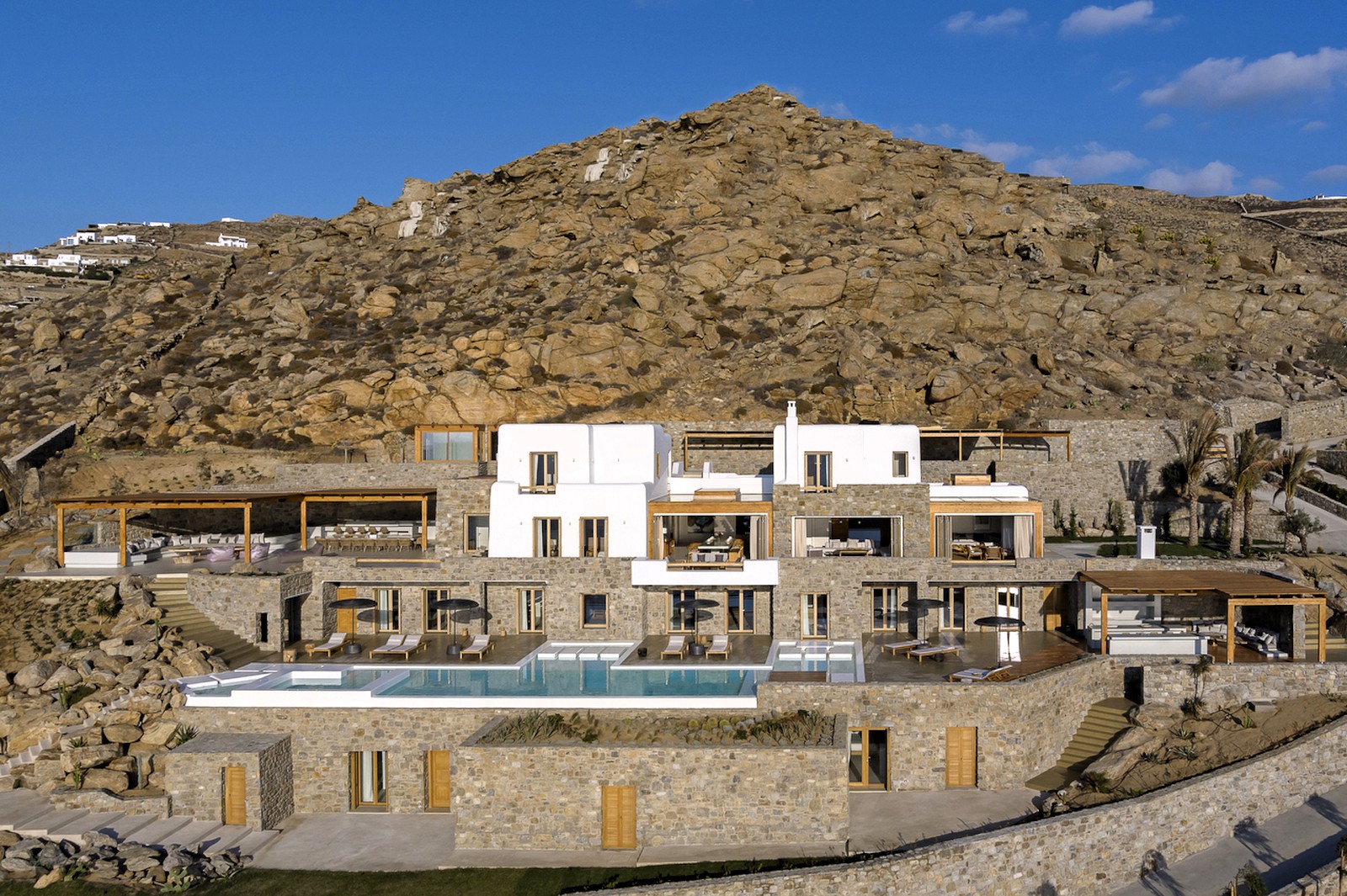 Villa Mykonos Crest image 2
