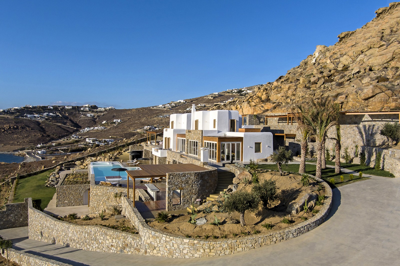 Villa Mykonos Crest image 3