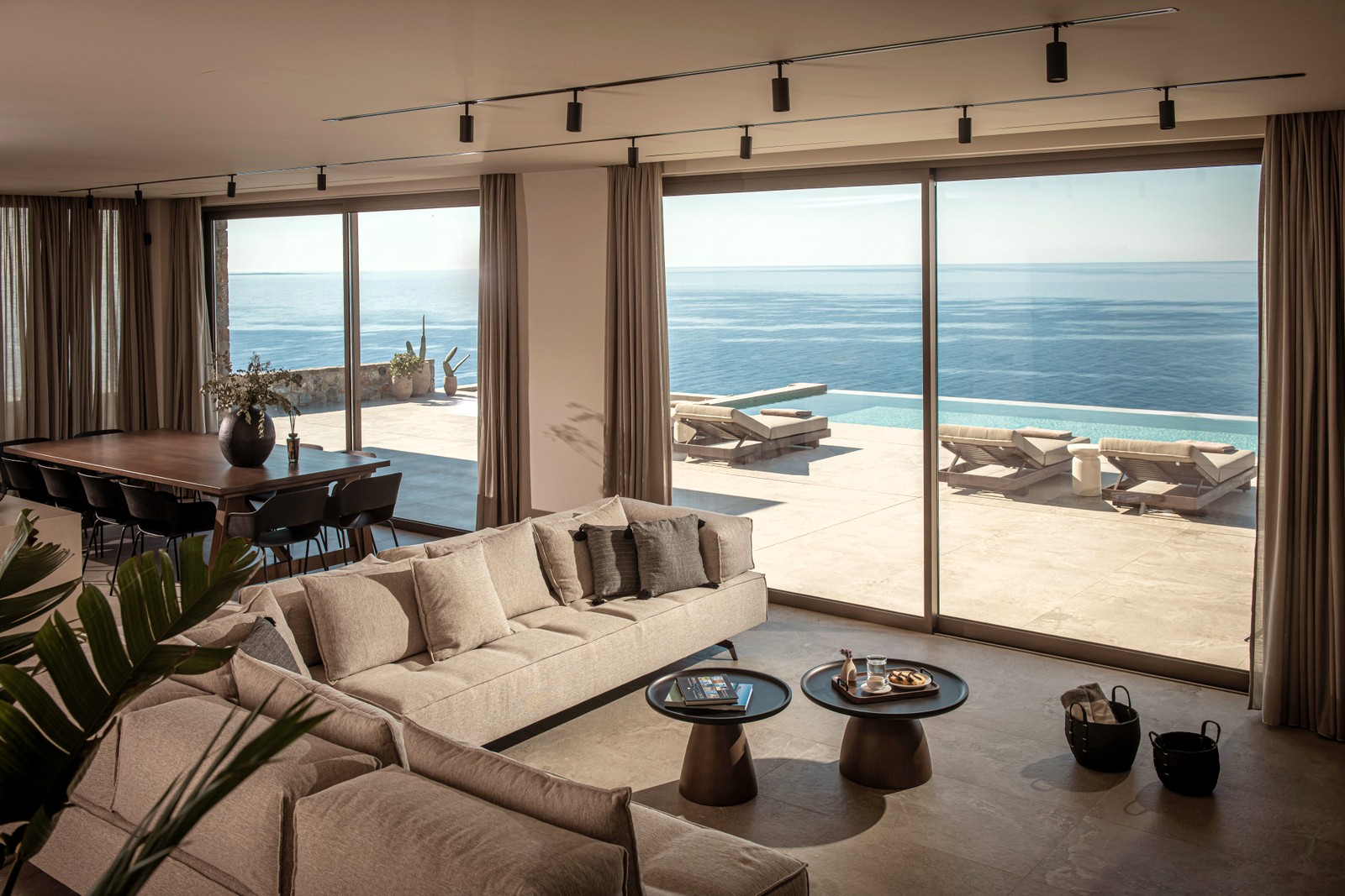 Villa Roubini image 33